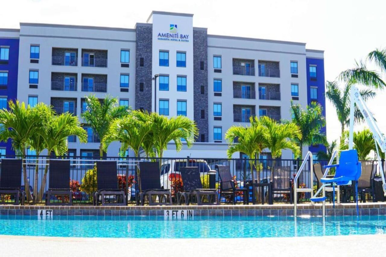 Ameniti Bay - Best Western Signature Collection Fruitville 外观 照片