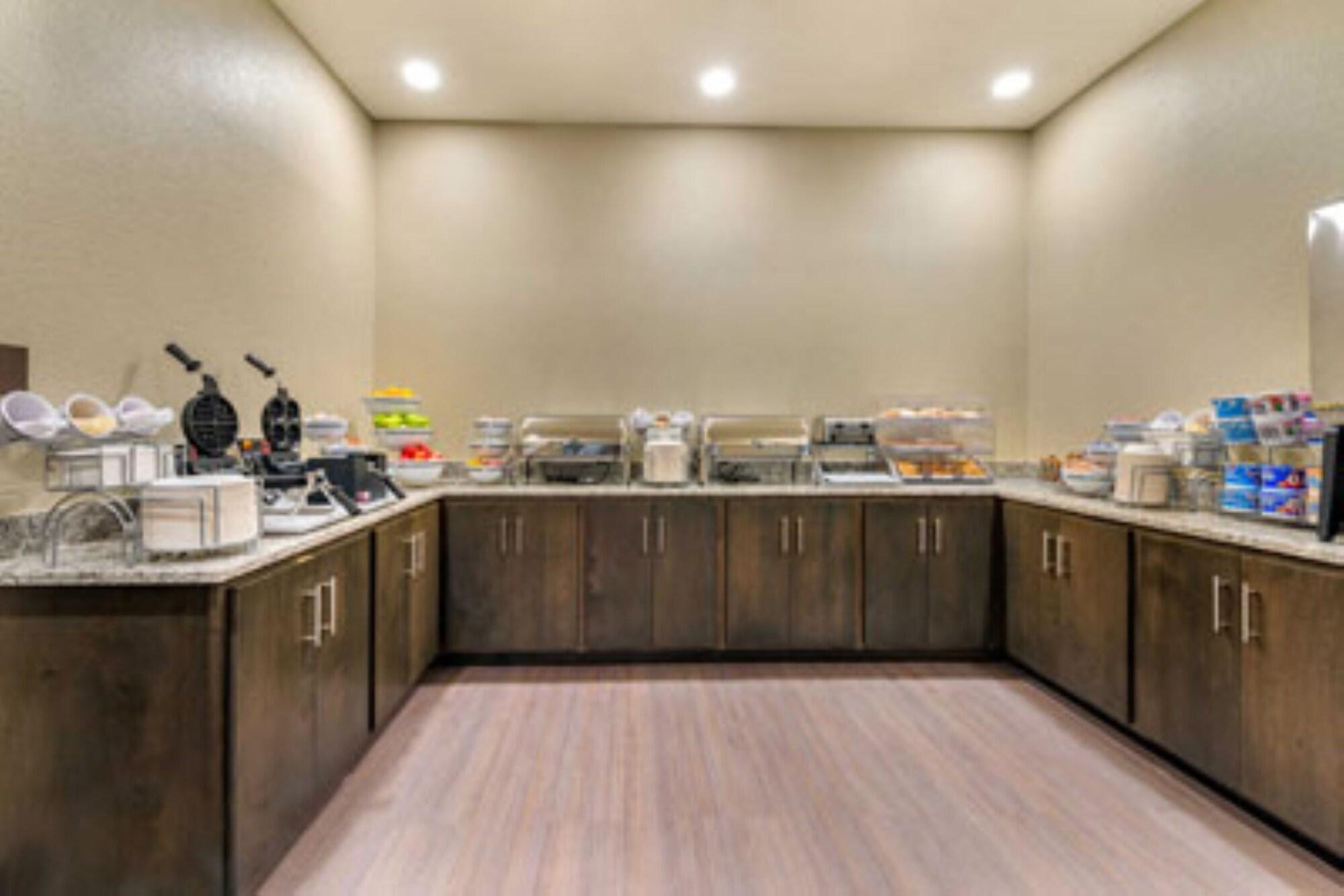 Ameniti Bay - Best Western Signature Collection Fruitville 外观 照片